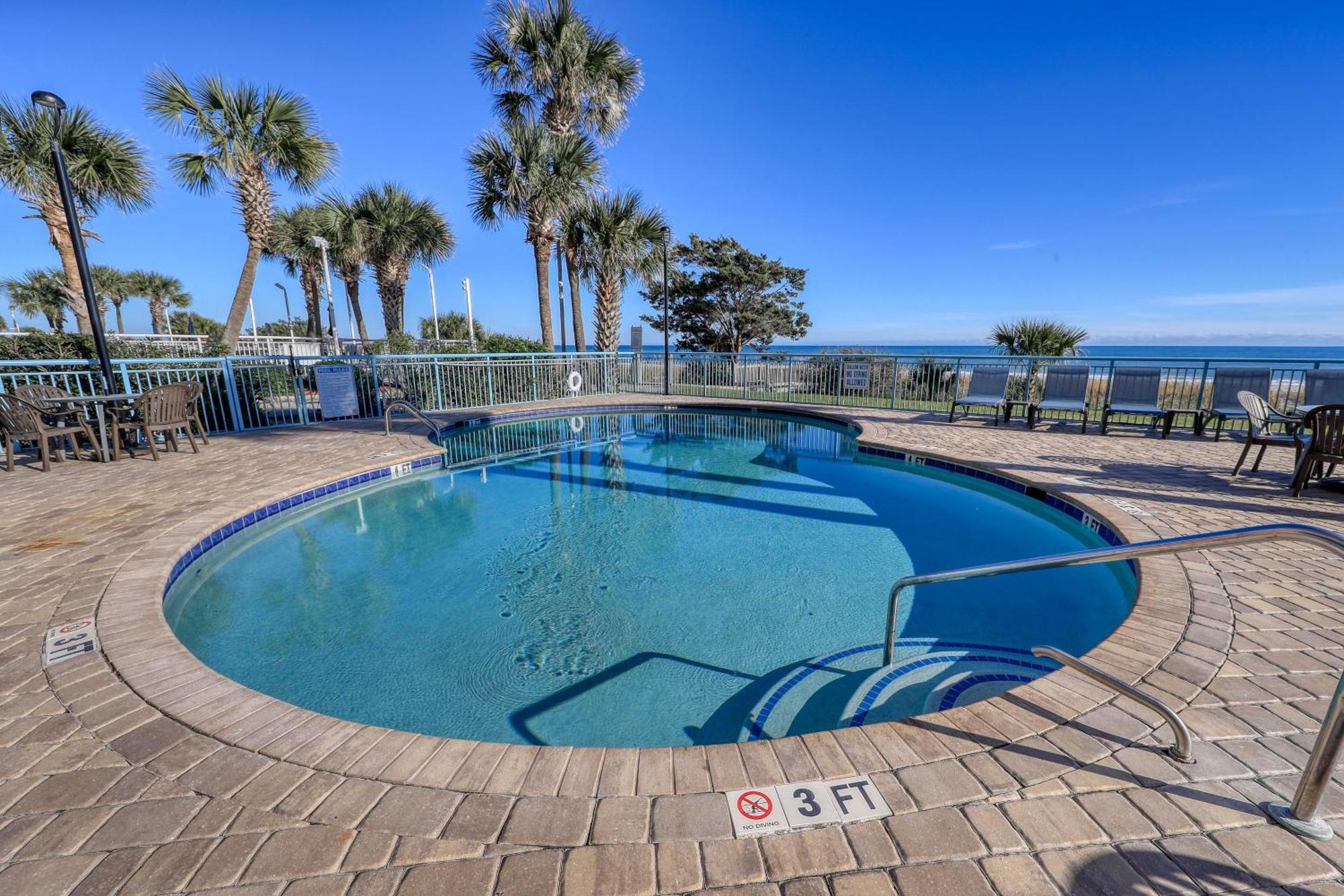 1604 N Ocean Blvd, 0703 - Ocean Front Sleeps 6 Villa Myrtle Beach Kültér fotó